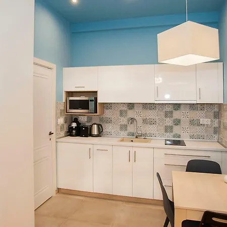 Amilia Apartment *